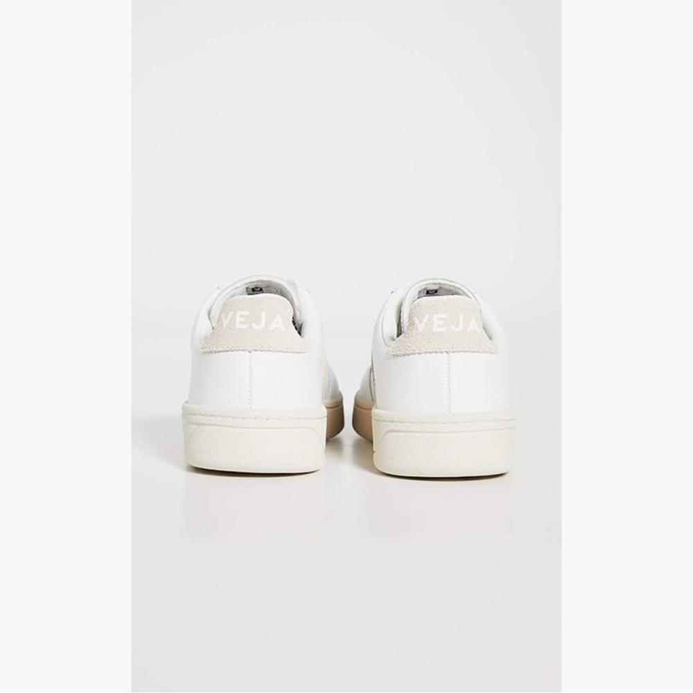 Veja Women's V-12 Sneaker - Picture 3 of 4